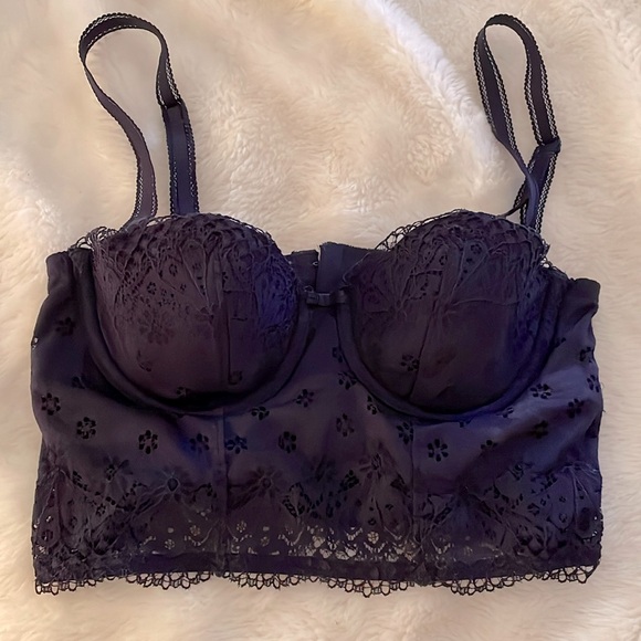 NWOT Simone Perele bustier. Never been worn. Size 1 which is a small. 32-34 A-C - Picture 1 of 8